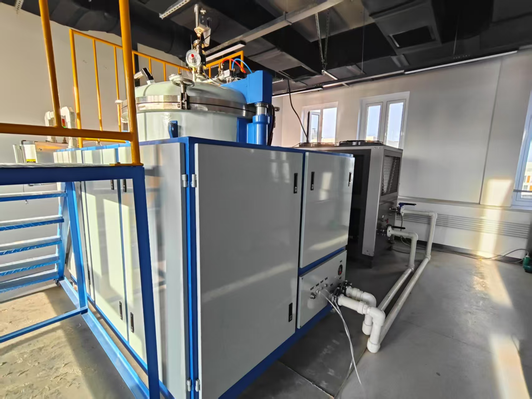 Welche Notfallmaßnahmen gibt es bei Störungen beim Einsatz von Hochtemperatur-Graphitierungsöfen?